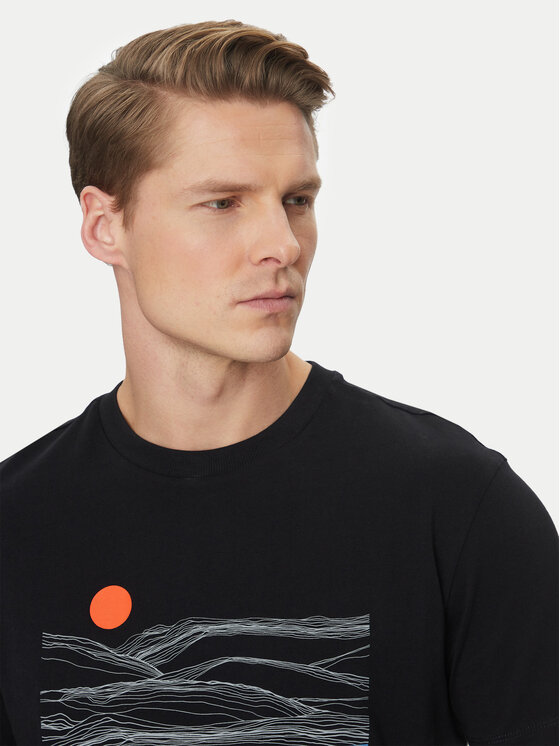 Napapijri Napapijri T-Shirt S-Buti NP0A4INM Μαύρο Regular Fit