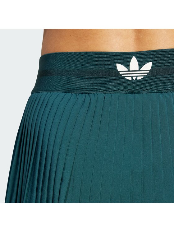 adidas adidas Spodnie materiałowe 151673 Zielony Regular Fit