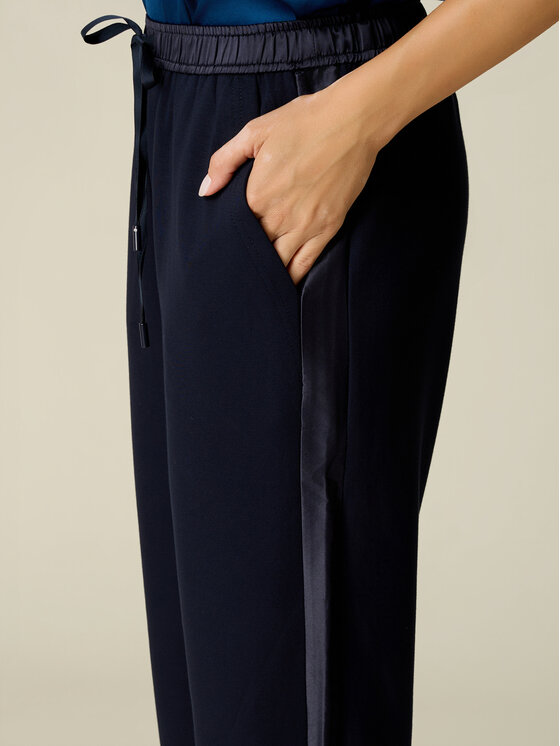 Oltre Oltre Spodnie materiałowe P844J002679N034 Niebieski Regular Fit
