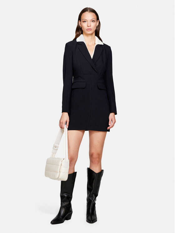 Sisley Sisley Igapäevane kleit 4O87LV04J Must Regular Fit