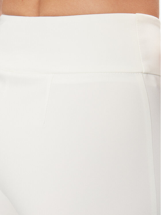 Rinascimento Rinascimento Παντελόνι υφασμάτινο CFC0117682003 Λευκό Flare Fit