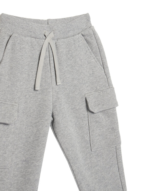 United Colors Of Benetton United Colors Of Benetton Jogginghose 3J68GF045 Grau Regular Fit