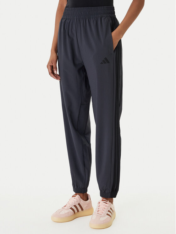 adidas adidas Pantaloni da tuta Train Essentials 3-Stripes Woven KC5496 Nero Regular Fit