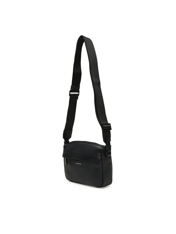 Calvin Klein Calvin Klein Taška cez rameno Ck Must Camera Bag LV04D3084G Čierna