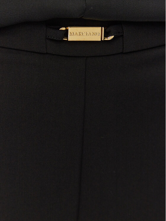 Marciano Guess Marciano Guess Szövet rövidnadrág 5GGD19 7311A Fekete Regular Fit