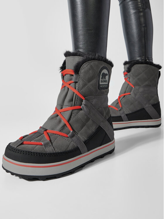 Sorel shortie on sale