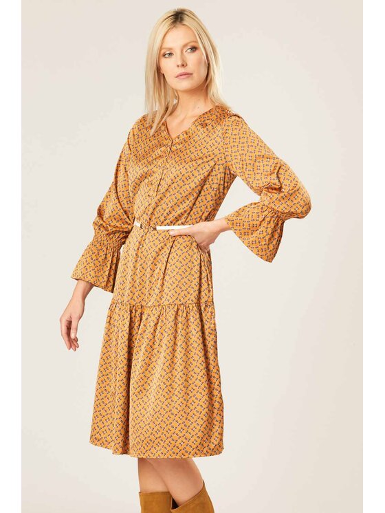 QUIOSQUE QUIOSQUE Každodenné šaty RETROSPECTIVE DRESS Žltá Regular Fit