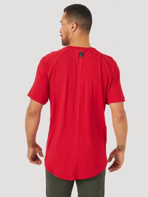 Wrangler Wrangler T-Shirt SS PERFORMANCE TEE Czerwony Regular Fit