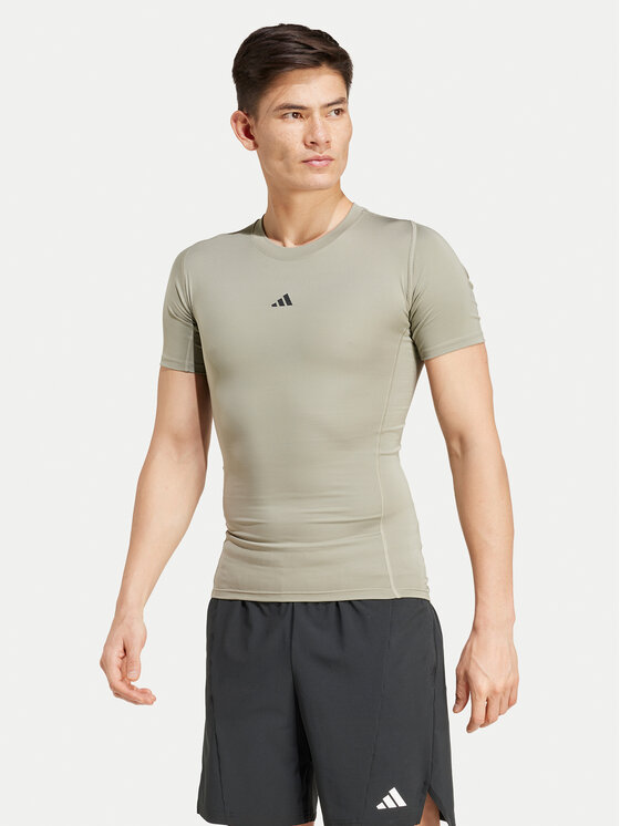 adidas Funkčné tričko Techfit Compression JE6700 Zelená Slim Fit
