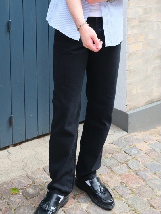 TeeShoppen TeeShoppen Jeansy 'Basic Collection' Czarny Relaxed Fit