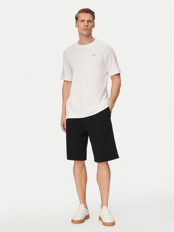 Guess Guess Pantaloni scurți sport U6GD00 KC241 Negru Regular Fit