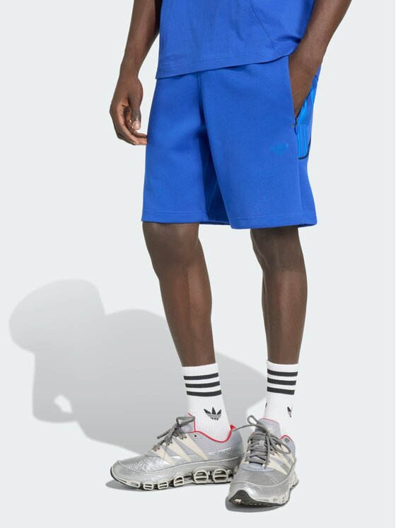 adidas adidas Szorty sportowe 168233 Niebieski jasny Regular Fit