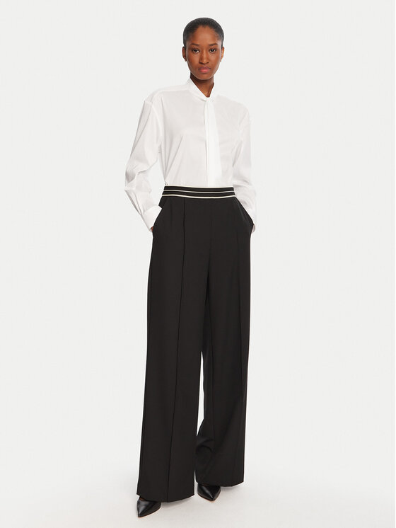 LOLA CASADEMUNT LOLA CASADEMUNT Szövet nadrág MF2514019 Fekete Straight Fit