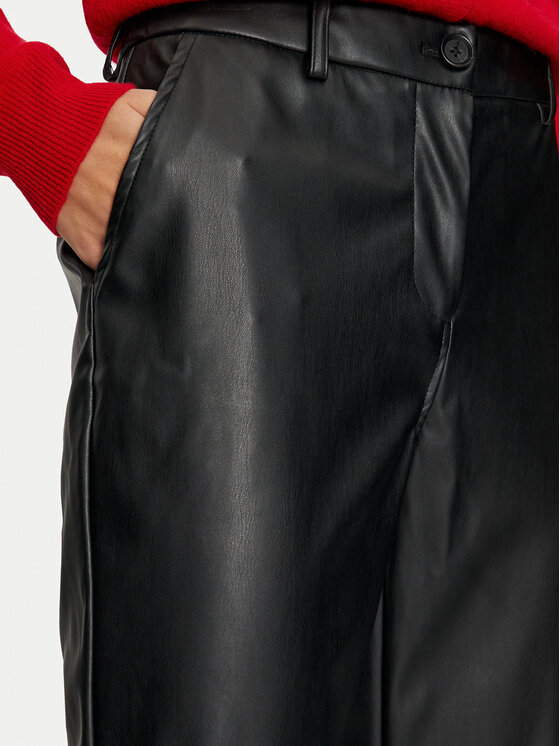 Vila Vila Hlače od imitacije kože Paloma 14098247 Crna Flare Fit