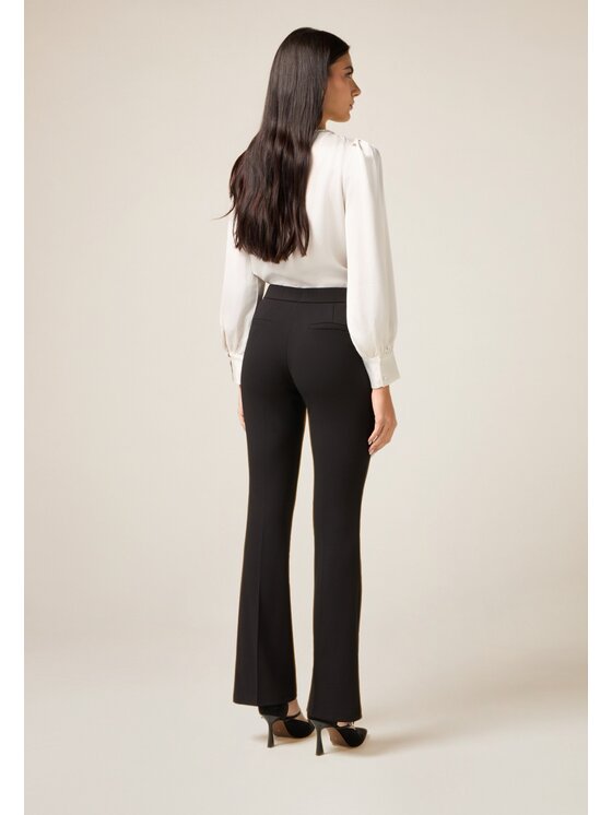 Oltre Oltre Pantaloni di tessuto P088R008734N033 Nero Flare Fit