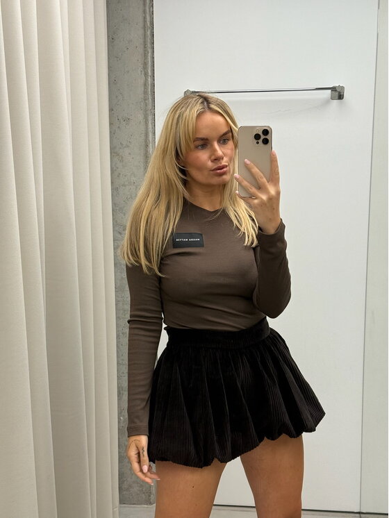 Magda Matyja Magda Matyja Szorty NEVADA SKORT Brązowy Loose Fit
