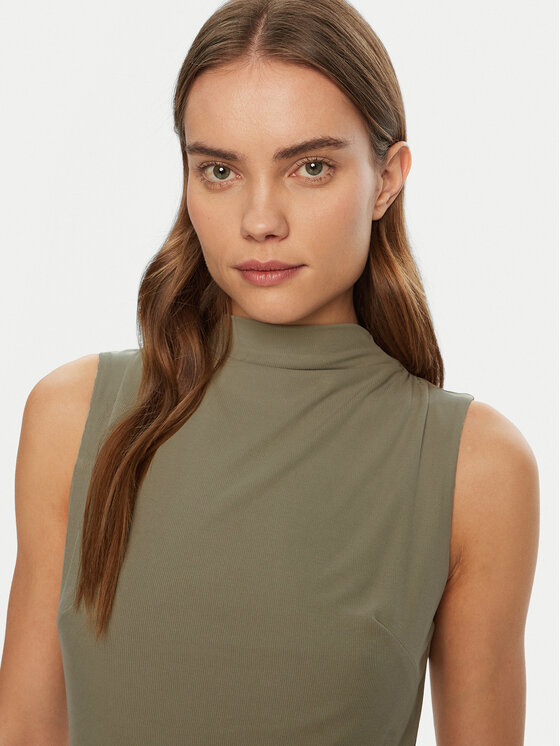 Guess Guess Trikotažinė suknelė W5RK24 KAQL2 Žalia Regular Fit
