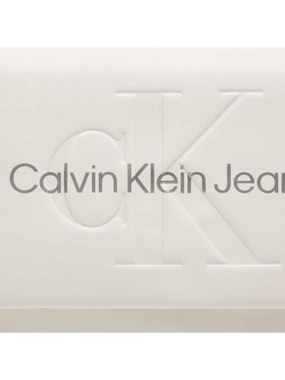 Calvin Klein Jeans Calvin Klein Jeans Дамска чанта Sculpted Ew Flap Conv25 Mono K60K611866 Бял