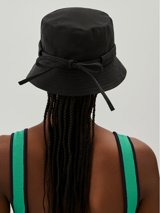 ハット JACQUEMUS FW23 CAPPELLO (235AC4505046 150) The Soli bucket hat by JACQUEMUS | Official website