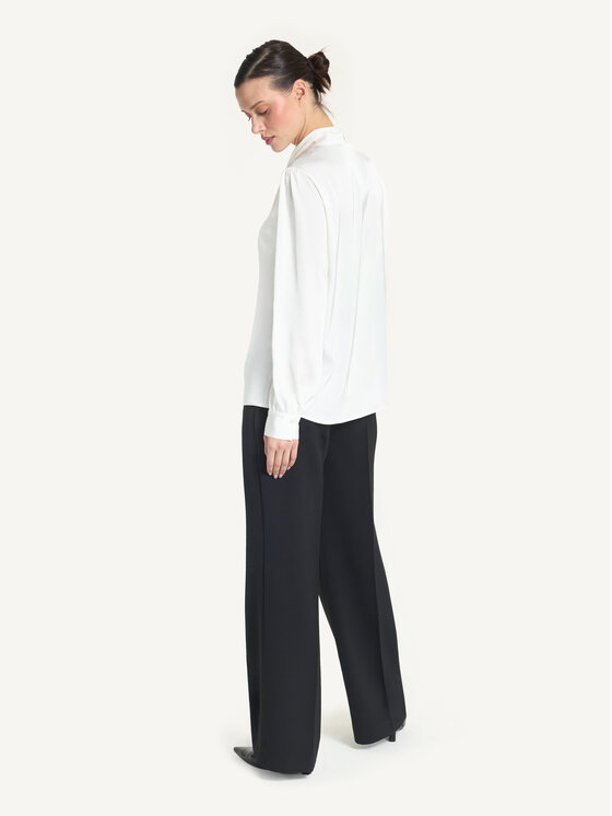 KMX KMX Bluzka 504800002 Biały Straight Fit