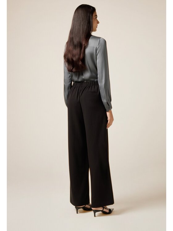 Oltre Oltre Pantaloni di tessuto P009J002464N033 Nero Baggy Fit