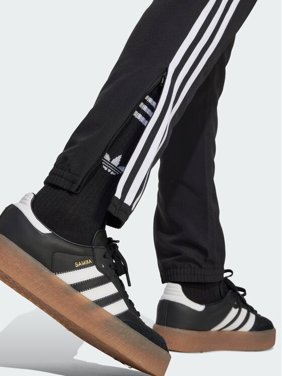adidas adidas Spodnie materiałowe 143213 Czarny Regular Fit