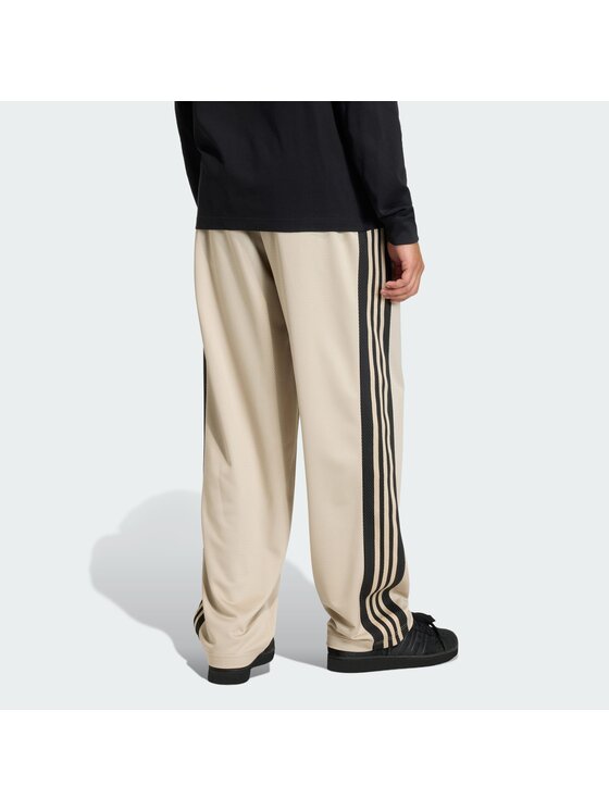 adidas adidas Παντελόνι φόρμας KE0116 Μπεζ Loose Fit
