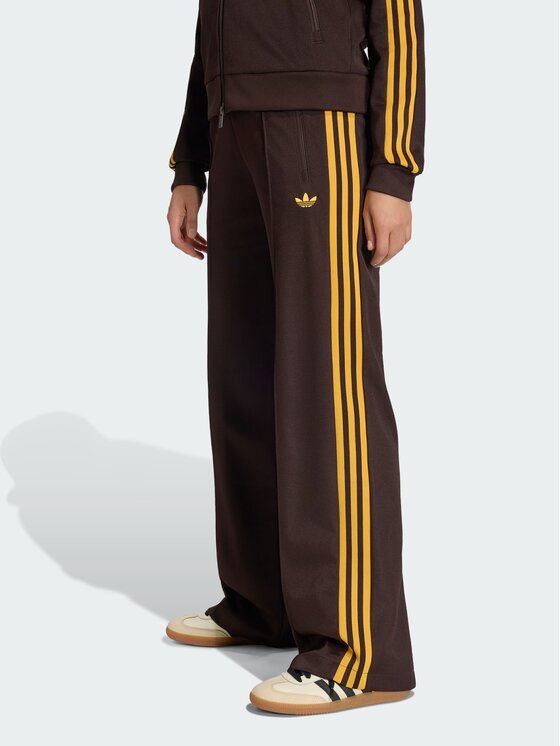 adidas adidas Spodnie dresowe 159126 Brązowy Regular Fit