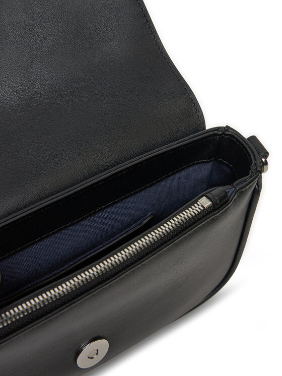Emporio Armani Emporio Armani Käekott Y3H294 Y478E 80001 Must