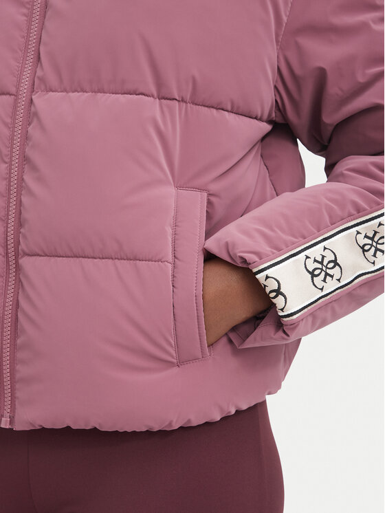 Guess Guess Kurtka zimowa V5BL11 WGYC2 Różowy ciemny Regular Fit