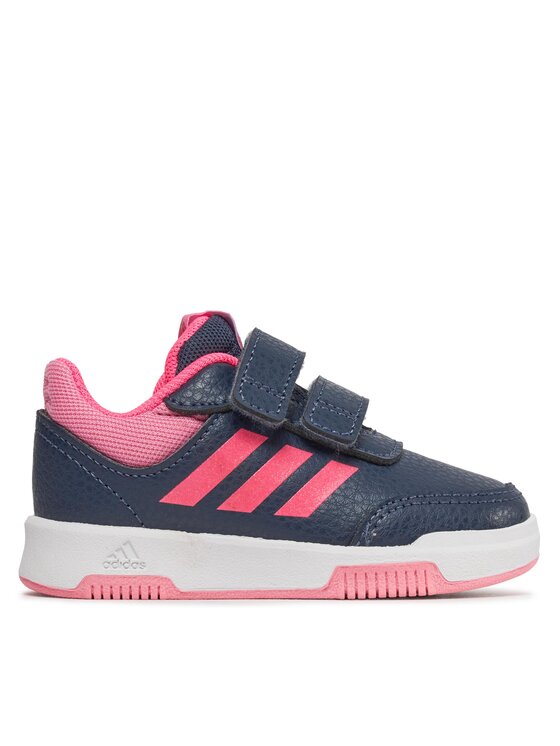 Chaussure de basket adidas hotsell