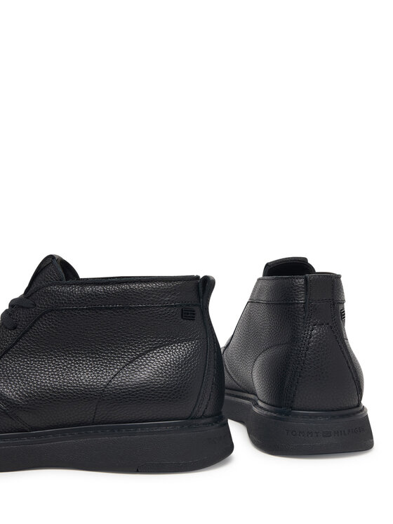 Tommy Hilfiger Tommy Hilfiger Nizki čevlji Comfort Leather Chukka FM0FM06075 Črna