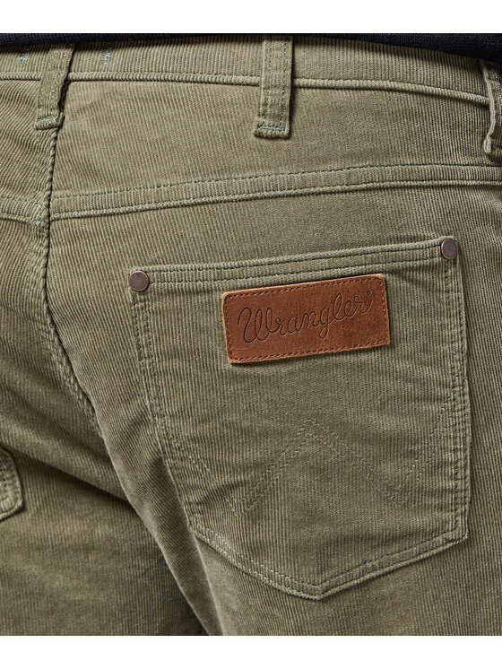 Wrangler Wrangler Spodnie materiałowe 112355087 Zielony Straight Fit