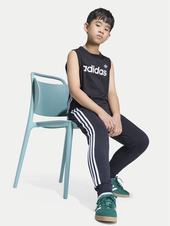 adidas adidas Sportinės kelnės 3 Stripes Pants KE2822 Juoda Regular Fit