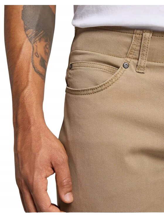 Lee Lee Spodnie materiałowe Straight Fit XM Extreme Motion MVP Beżowy Tapered Fit