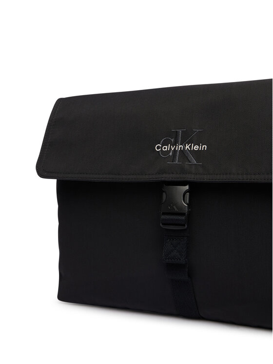 Calvin Klein Calvin Klein Мъжка чантичка Bold Laptop Sleeve W/ Strap (Nyl LV04D1222G Черен
