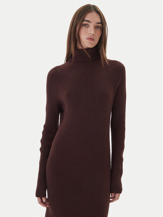 Kontatto Kontatto Rochie tricotată 3M0853C Maro Regular Fit