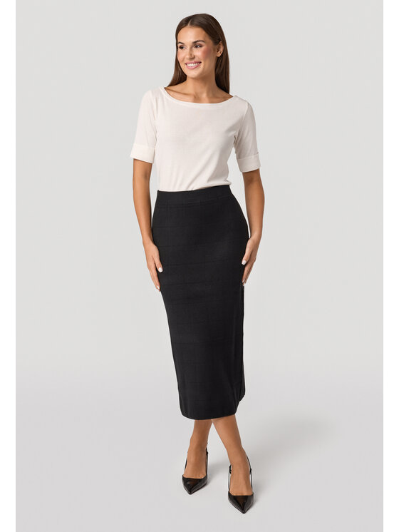 QUIOSQUE QUIOSQUE Sukně Quiosque 7VS005299 Černá Regular Fit