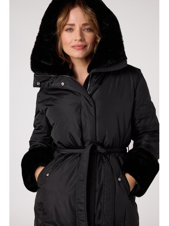 QUIOSQUE QUIOSQUE Zimní bunda QUIOSQUE 9VS007299 Černá Regular Fit