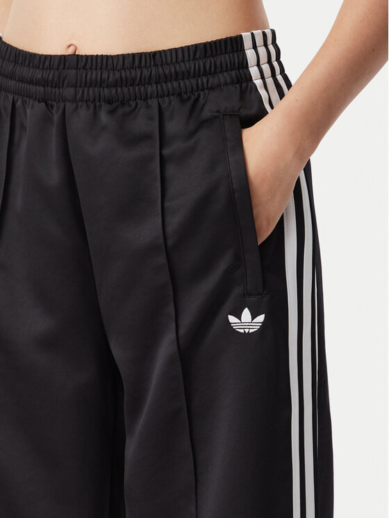 adidas adidas Teplákové nohavice Satin Sst KS9372 Čierna Loose Fit