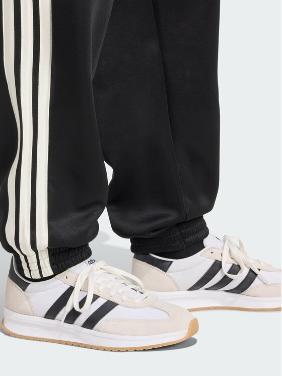 adidas adidas Spodnie dresowe 151845 Czarny Loose Fit