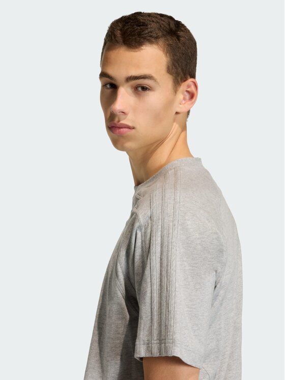 adidas adidas T-Shirt 159227 Szary jasny Regular Fit