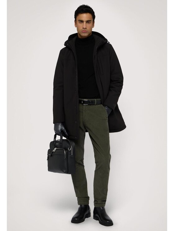 Trussardi Trussardi Cappotto invernale 8024M000007N033 Nero Regular Fit