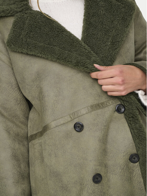 ONLY ONLY Fellmantel Ylva 15322402 Grün Regular Fit