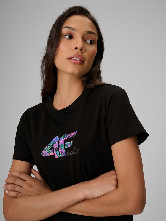 4F 4F T-Shirt TROPIC ORCHID Czarny Regular Fit