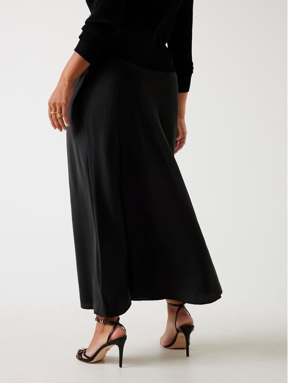 Guess Guess Minigonna 177615 Nero Classic Fit