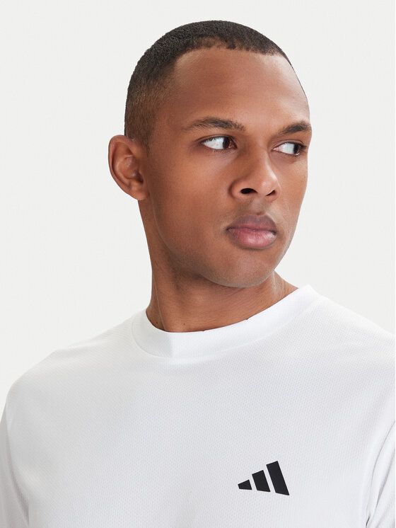 adidas adidas Тениска от техническо трико Workout Essentials Base KD5453 Бял Regular Fit