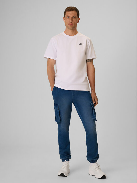 4F 4F Spodnie materiałowe ESSENTIAL Regular Fit