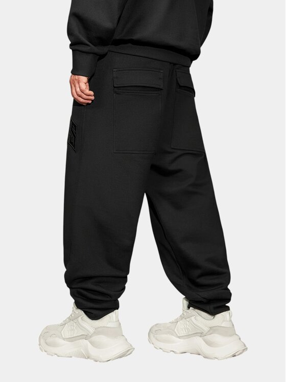 MADE BY SOCIETY MADE BY SOCIETY Spodnie materiałowe MBS - P17585 Czarny Basic Fit