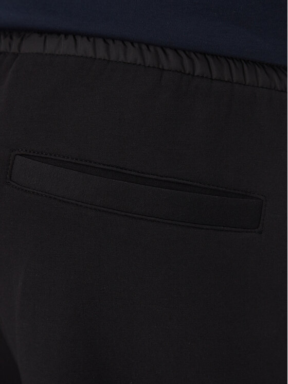Armani Exchange Armani Exchange Jogginghose XM000516 AF13047 MC105 Schwarz Regular Fit